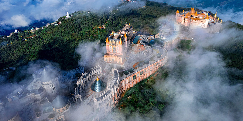 Couples Should Not Miss These Super Romantic Tourist Destinations In Da Nang 3 Couples Shouldn't Miss These Super Romantic Tourist Destinations in Da Nang