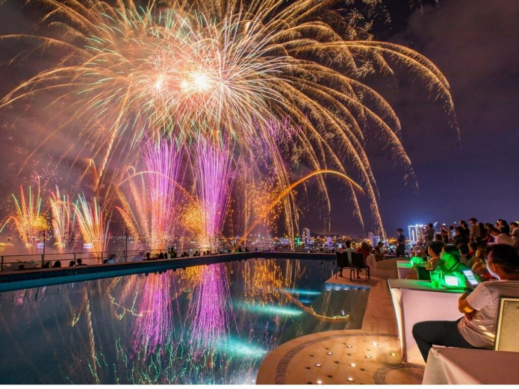 Drinking & Healing in Da Nang: Best Chill Nightlife Near the Beach After Dinner 2 The ideal atmosphere for drinking and healing